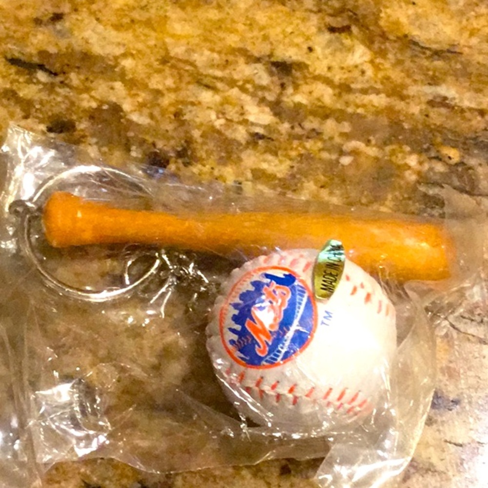 New York Mets key chain new